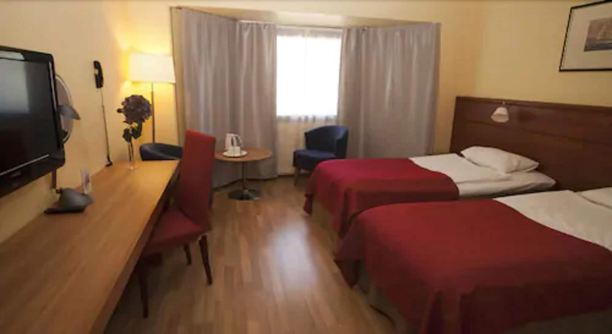 Hotel Savoy Мариехамн Екстериор снимка