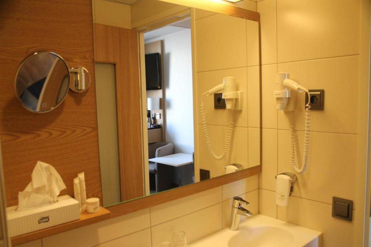 Hotel Savoy Мариехамн Екстериор снимка