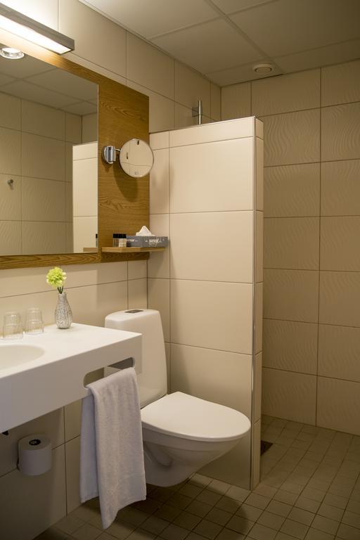 Hotel Savoy Мариехамн Екстериор снимка